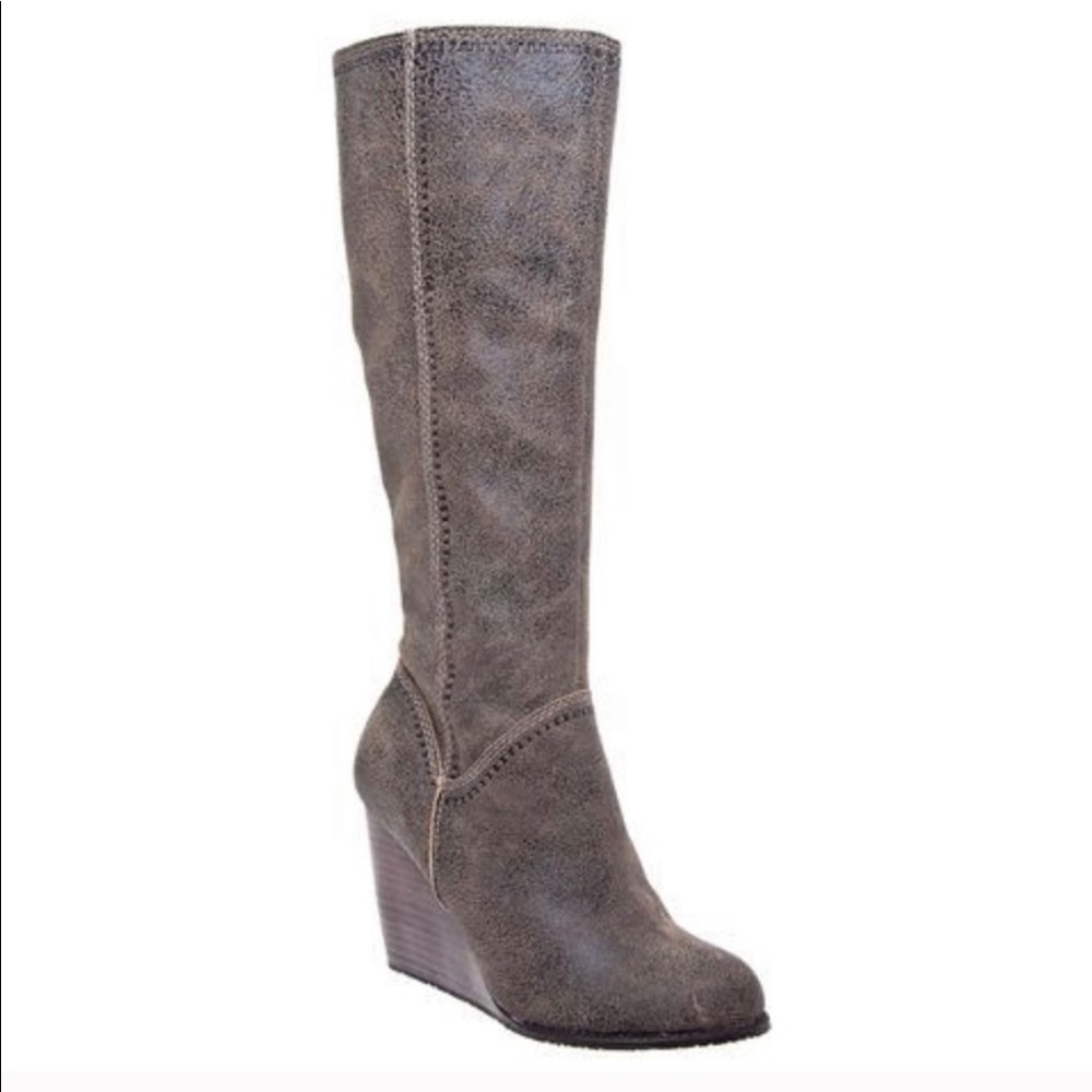 Fossil Caroline Wedge Boots 7